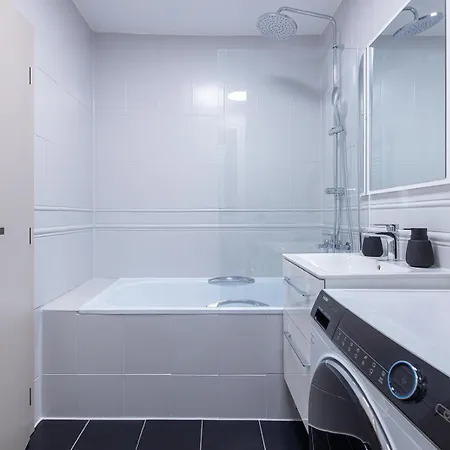 Appartement Modern & Quiet Near & Center - *